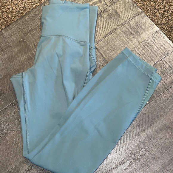 Lululemon Train Times 7/8 Pant *25"
Celadon - Picture 9 of 10